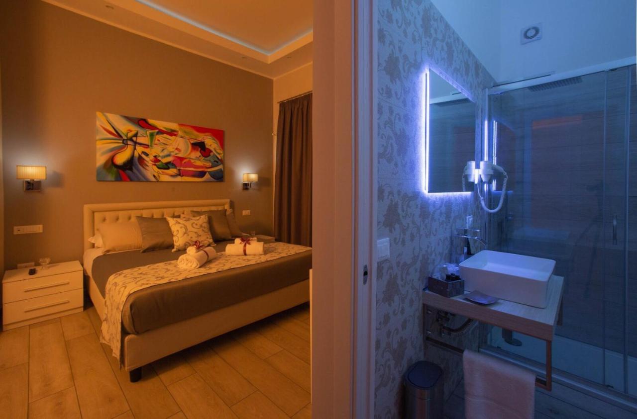 카세르타 Royal Gardens B&B 외부 사진